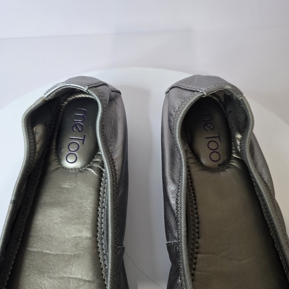 ⭐️40% Off⭐️ Me Too Lilly Ballet Flats in Metallic Pewter - Picture 7 of 10